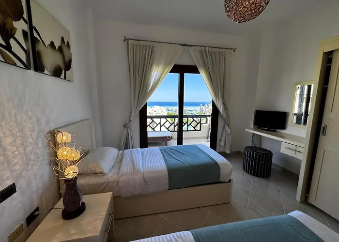 للأجانب فقط Peaks-gravity Sea View Pool View Just For Foreigners *