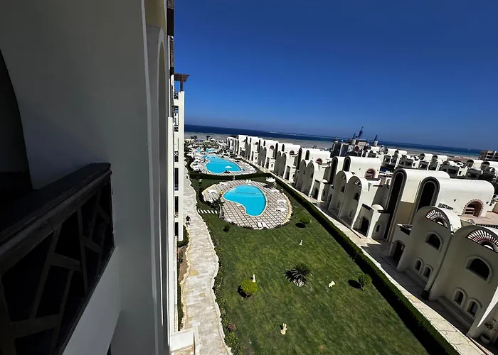 للأجانب فقط Peaks-gravity Sea View Pool View Just For Foreigners Hurghada